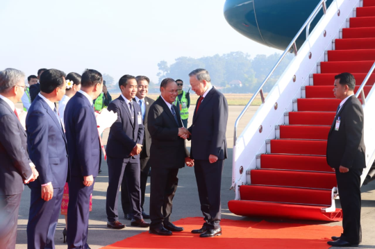 Vietnamese Party General Secretary To Lam Arrives in Vientiane for State Visit to Laos